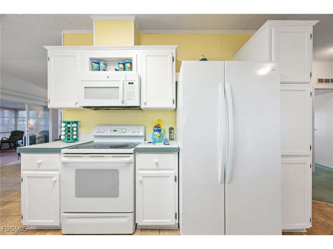 3811 Blueberry Lane Saint James City FL 33956 2026002802 image16
