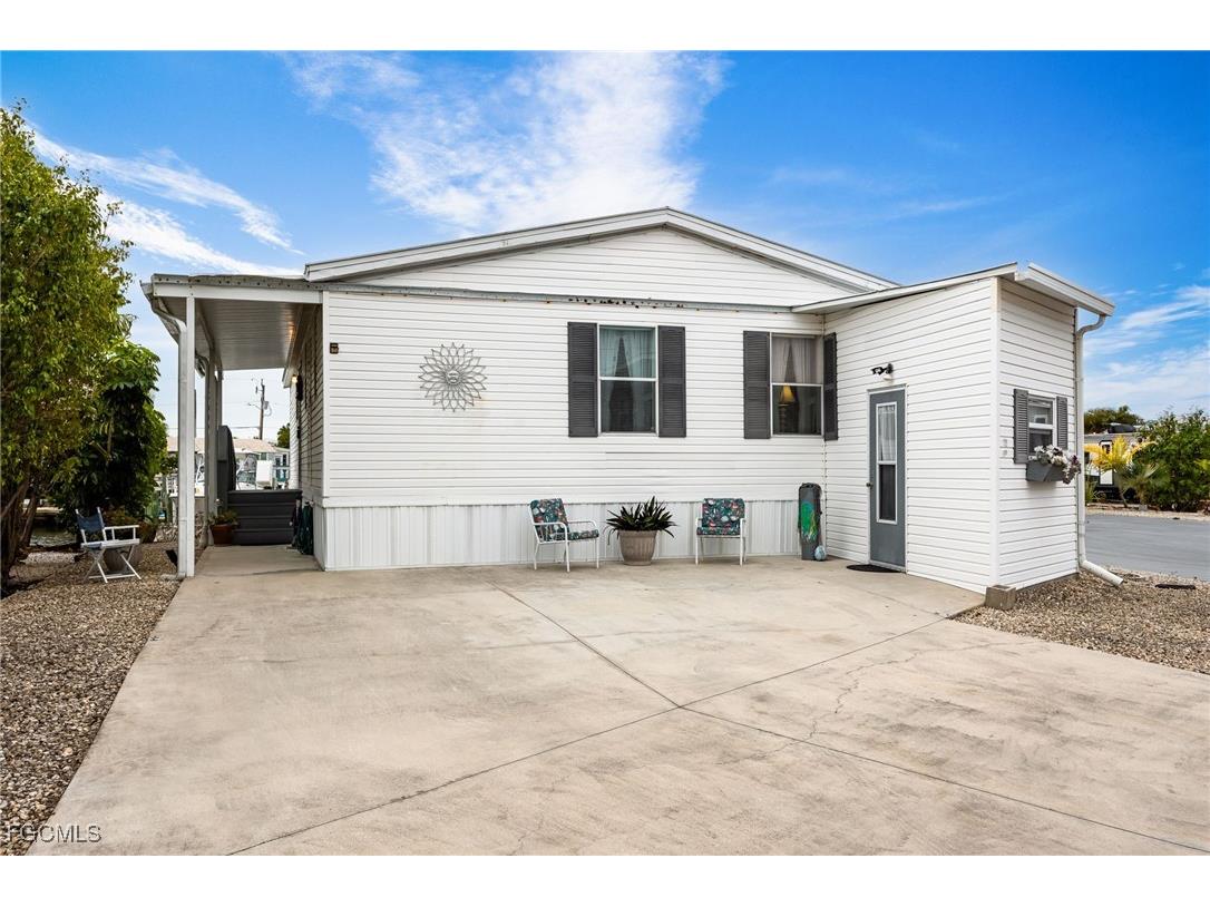 3811 Blueberry Lane Saint James City FL 33956 2026002802 image8