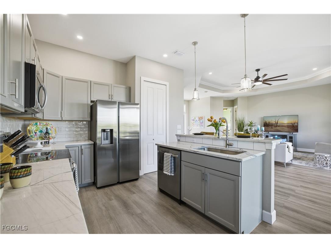 3811 Crestwell Court Saint James City FL 33956 2025019297 image27