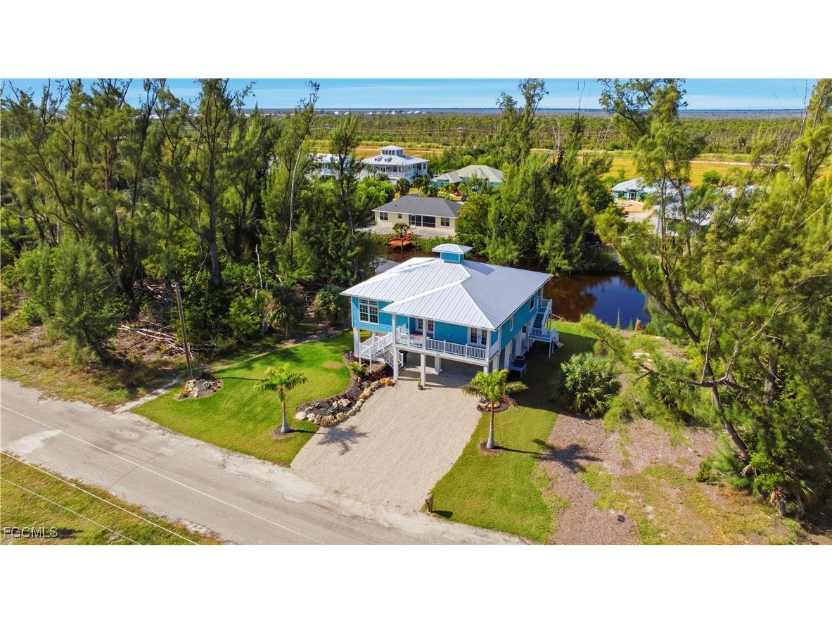 3811 Crestwell Court Saint James City FL 33956 2025019297 image41