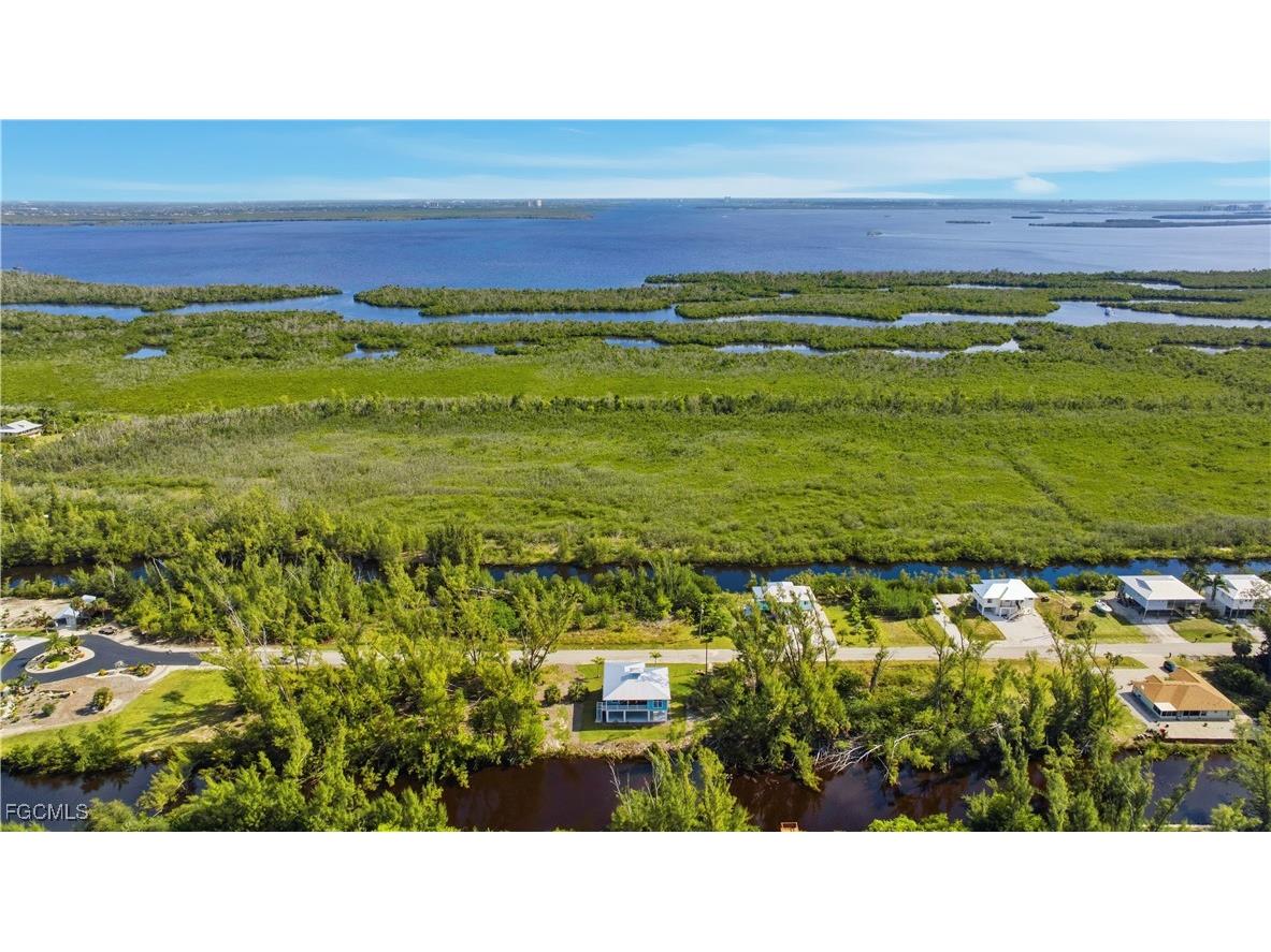 3811 Crestwell Court Saint James City FL 33956 2025019297 image44