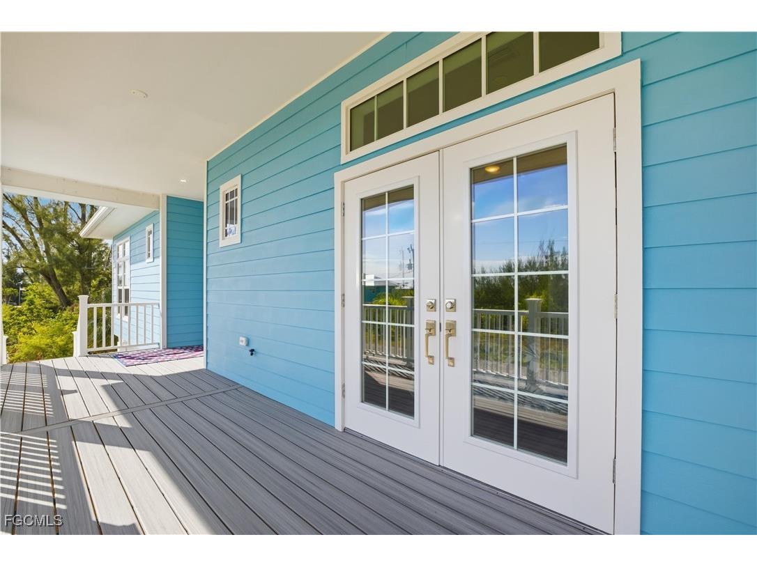 3811 Crestwell Court Saint James City FL 33956 2025019297 image5