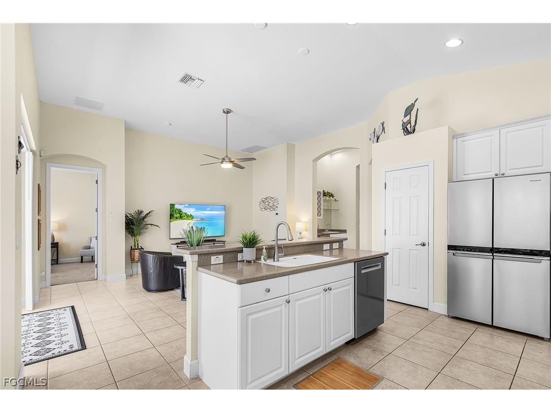 3811 Lakeview Isle Court Fort Myers FL 33905 2026006614 image11