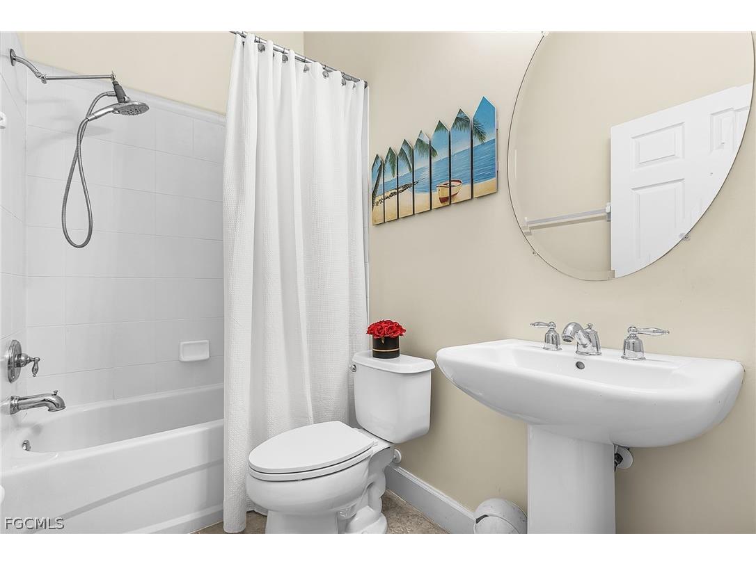 3811 Lakeview Isle Court Fort Myers FL 33905 2026006614 image19