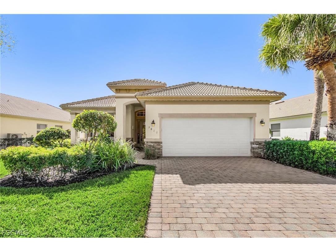 3811 Lakeview Isle Court Fort Myers FL 33905 2026006614 image2