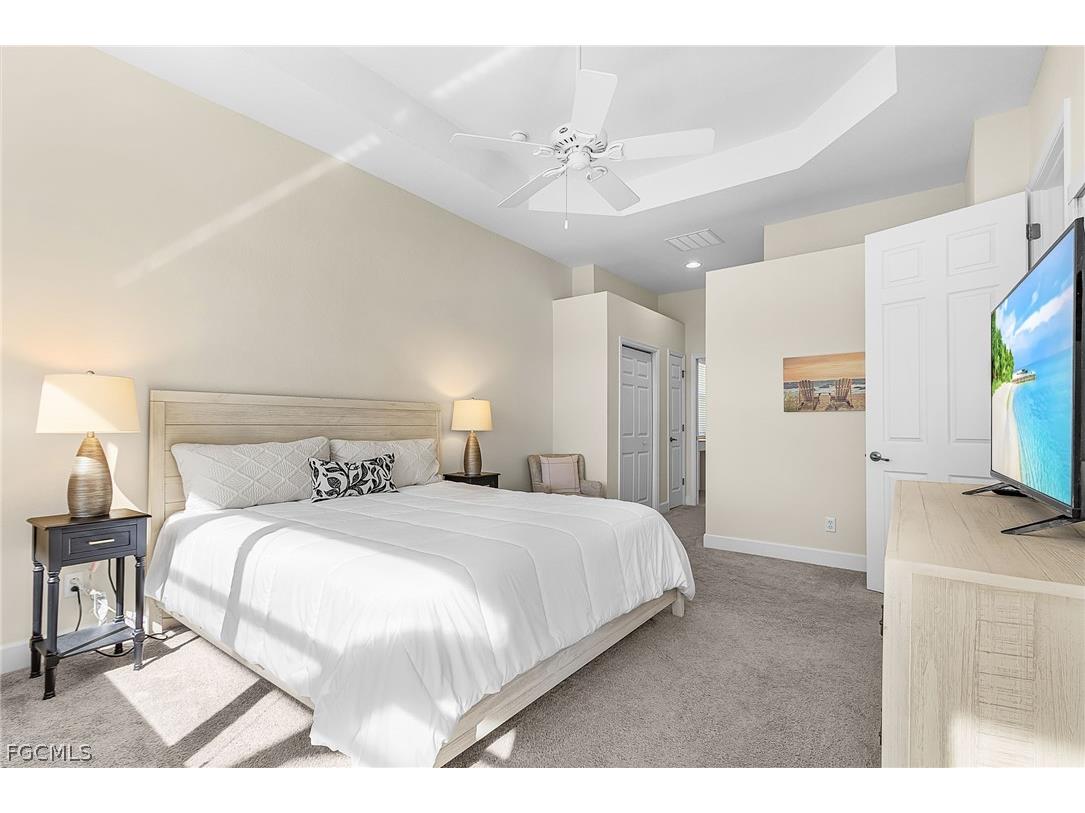 3811 Lakeview Isle Court Fort Myers FL 33905 2026006614 image20