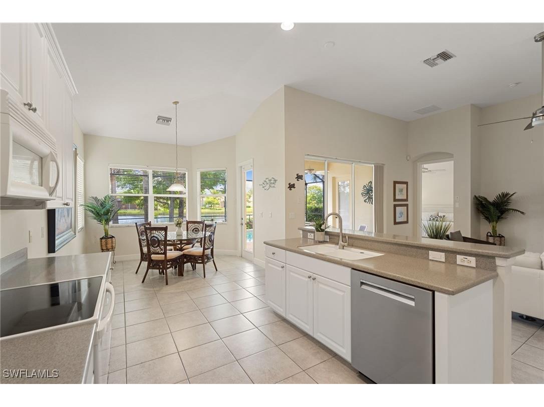 3811 Lakeview Isle Court Fort Myers FL 33905 225071153 image3