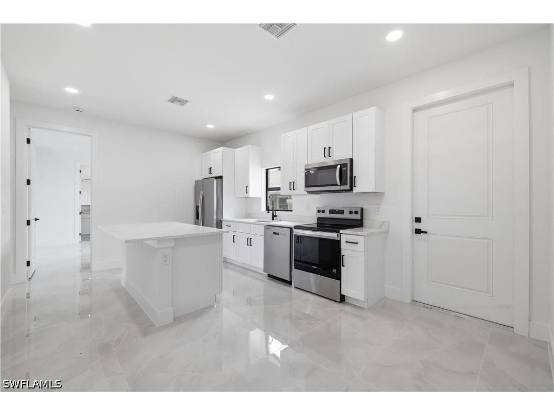 3811 Pearl Street Fort Myers FL 33916 226023667 image12
