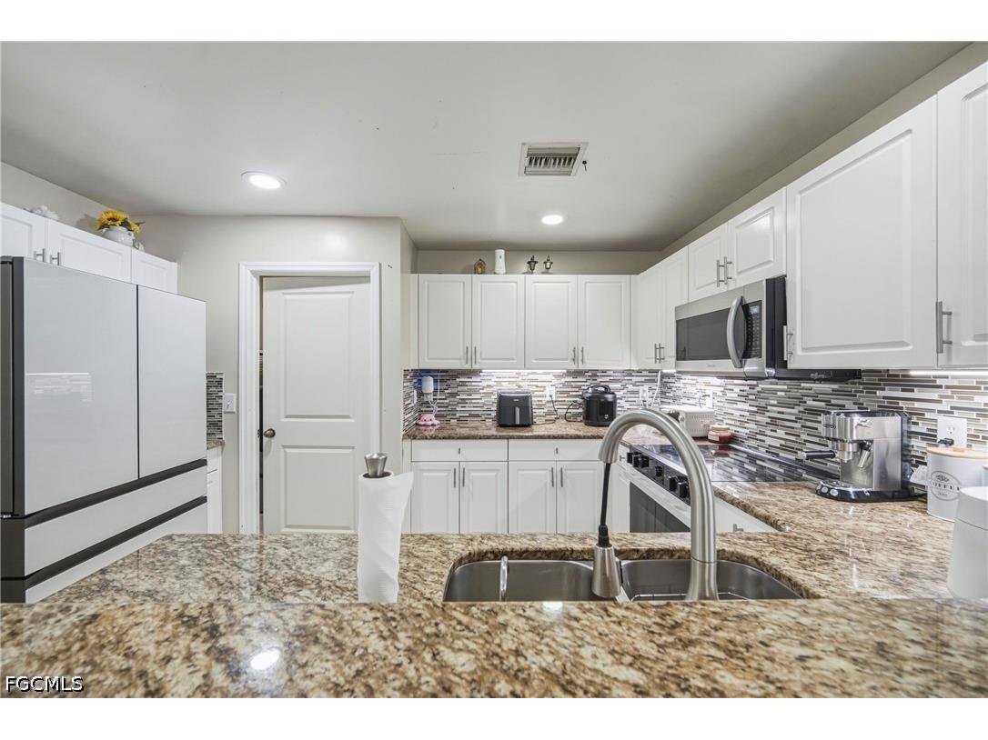 3812 17th Street W Lehigh Acres FL 33971 2026025788 image12