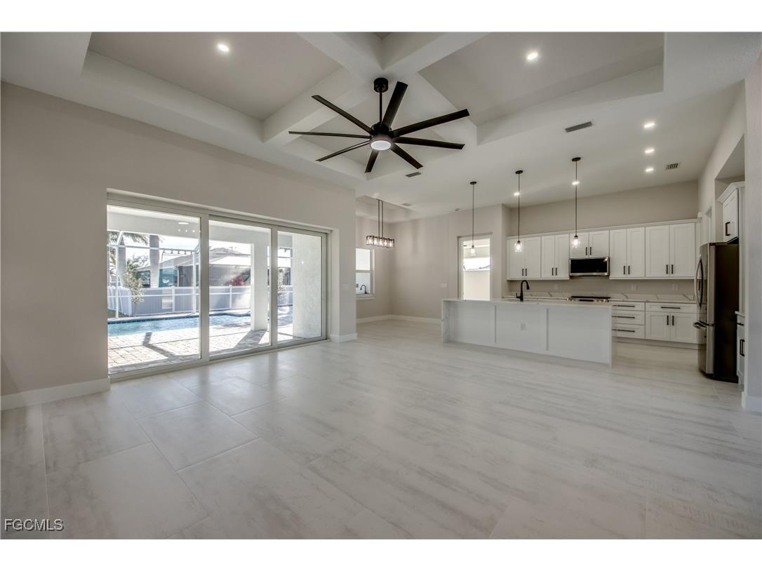 3812 Embers Parkway W Cape Coral FL 33993 2025025062 image11