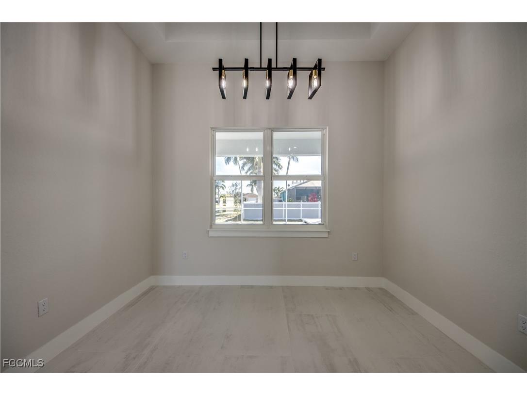 3812 Embers Parkway W Cape Coral FL 33993 2025025062 image13