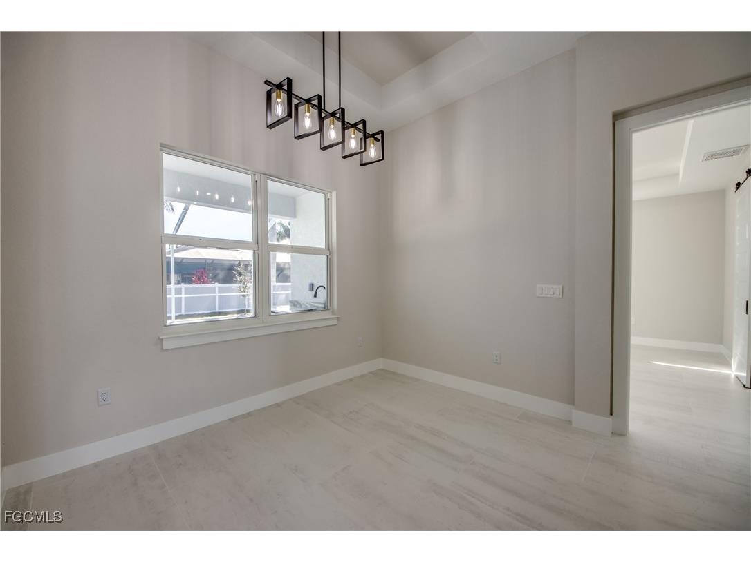 3812 Embers Parkway W Cape Coral FL 33993 2025025062 image14