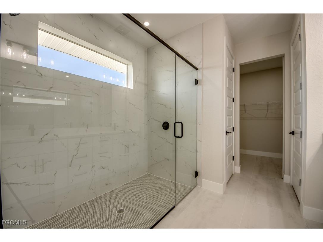 3812 Embers Parkway W Cape Coral FL 33993 2025025062 image31