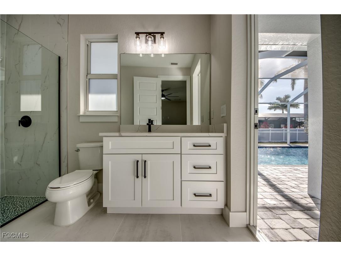 3812 Embers Parkway W Cape Coral FL 33993 2025025062 image35