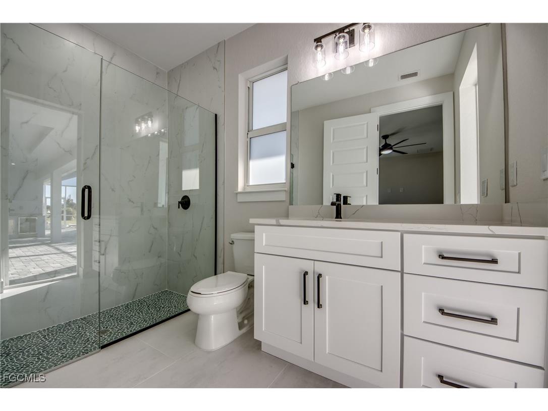 3812 Embers Parkway W Cape Coral FL 33993 2025025062 image36