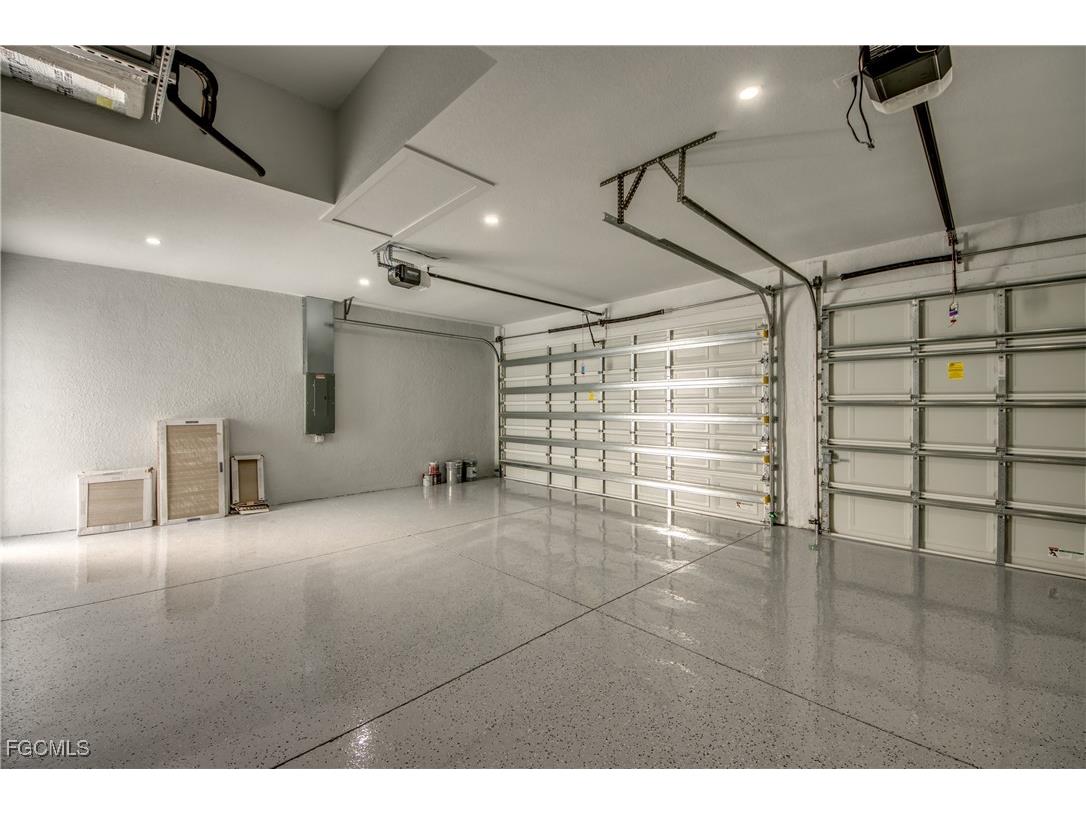 3812 Embers Parkway W Cape Coral FL 33993 2025025062 image40