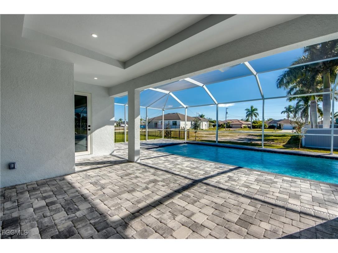 3812 Embers Parkway W Cape Coral FL 33993 2025025062 image41