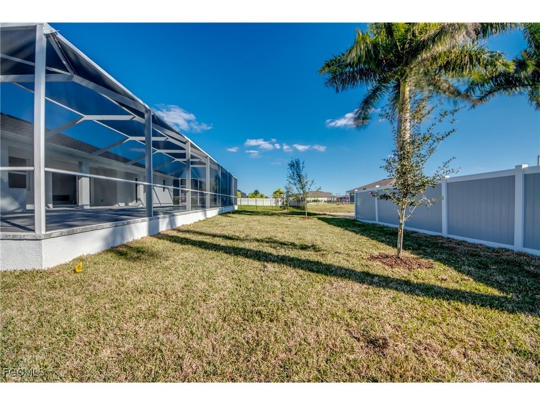 3812 Embers Parkway W Cape Coral FL 33993 2025025062 image49