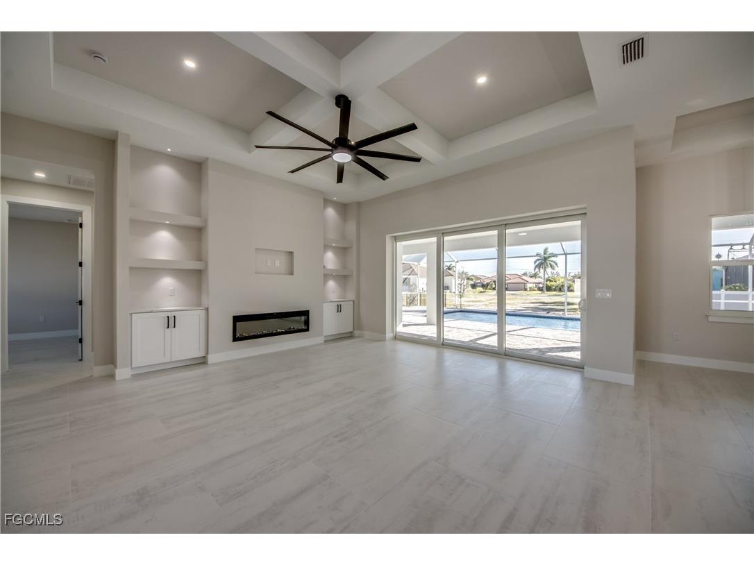 3812 Embers Parkway W Cape Coral FL 33993 2025025062 image9