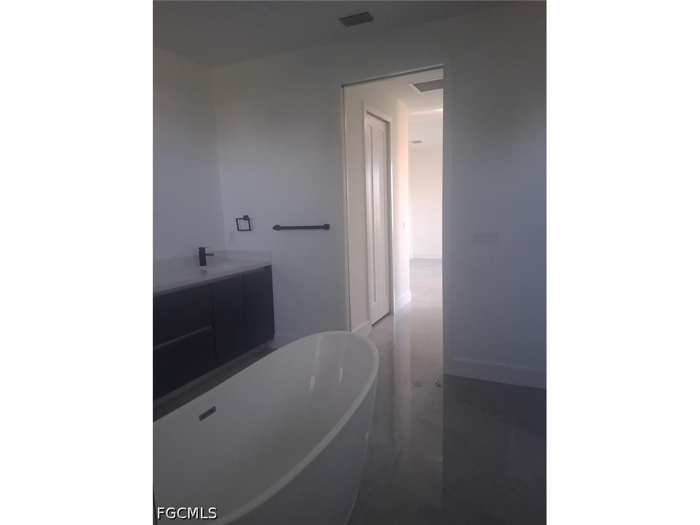3812 NW 38th Street Cape Coral FL 33993 2026017549 image5