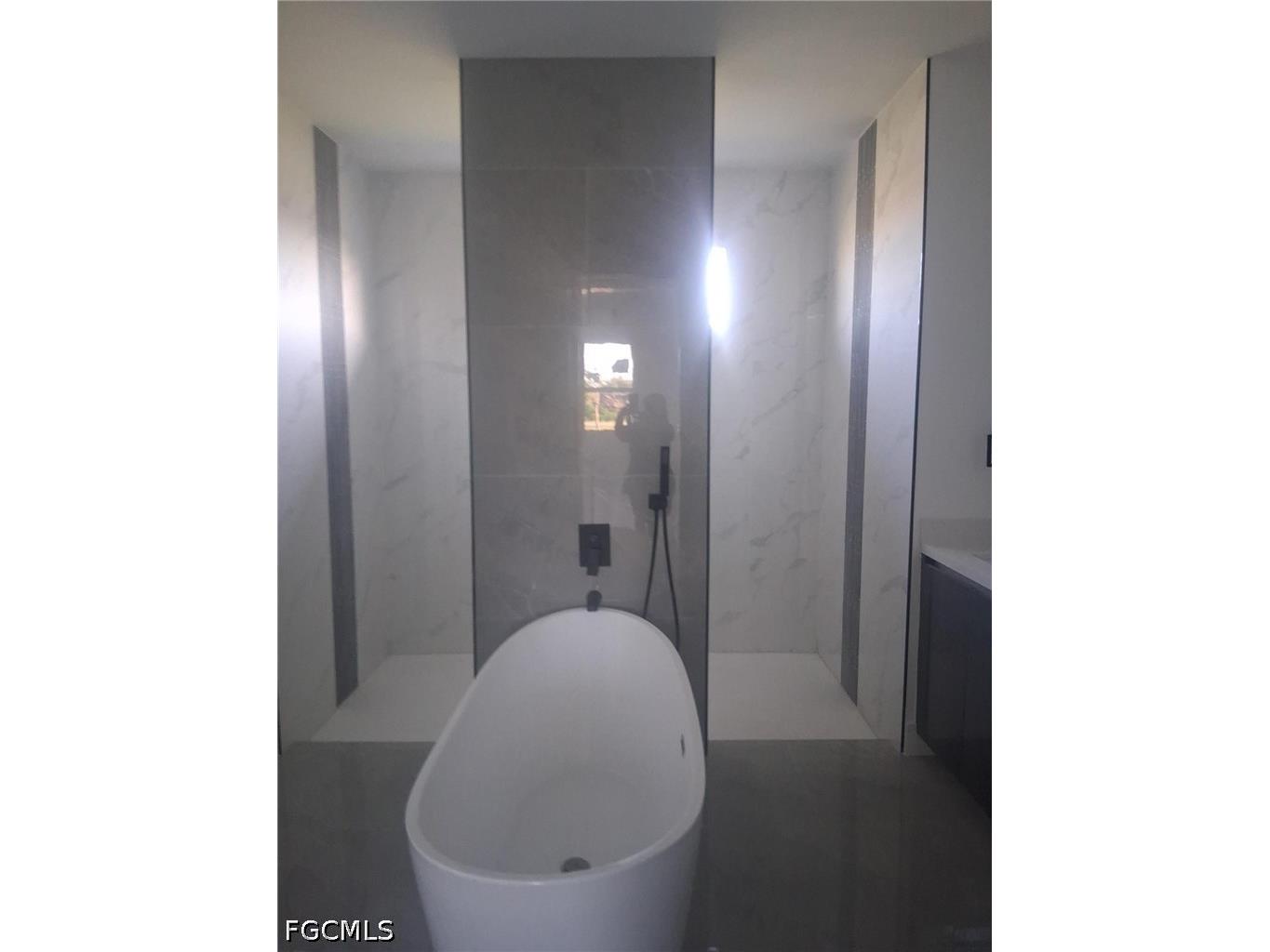 3812 NW 38th Street Cape Coral FL 33993 2026017549 image6