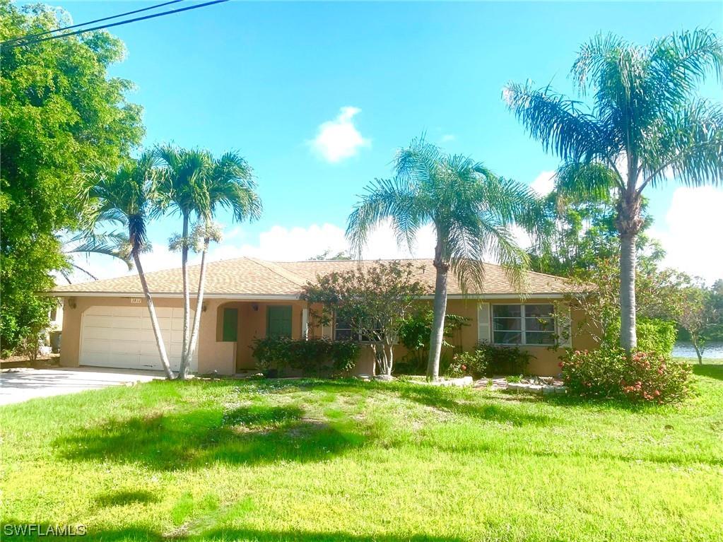 3812 Riviera Circle Bonita Springs FL 34134 223043492 image1