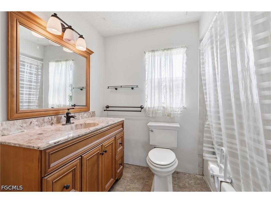 3812 SE 10th Avenue Cape Coral FL 33904 2026030118 image23
