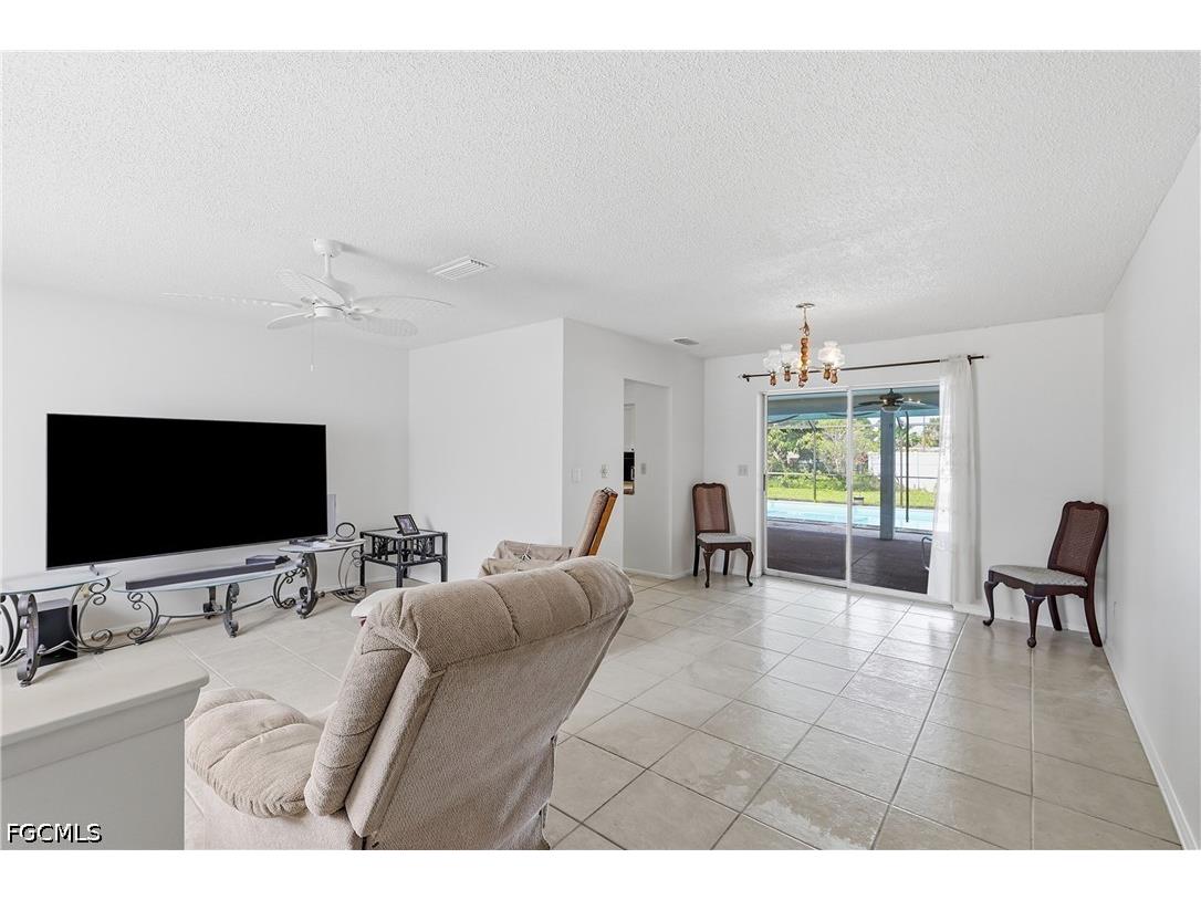 3812 SE 10th Avenue Cape Coral FL 33904 2026030118 image5