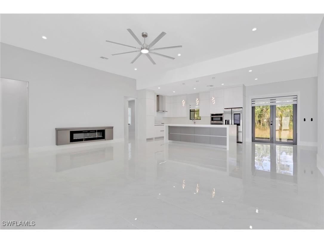 3813 16th Avenue NE Naples FL 34120 225081222 image5