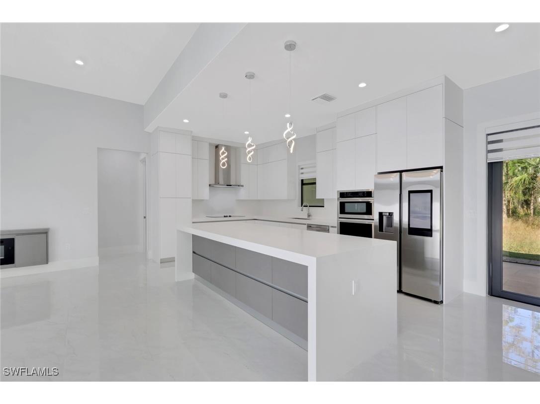 3813 16th Avenue NE Naples FL 34120 225081222 image9