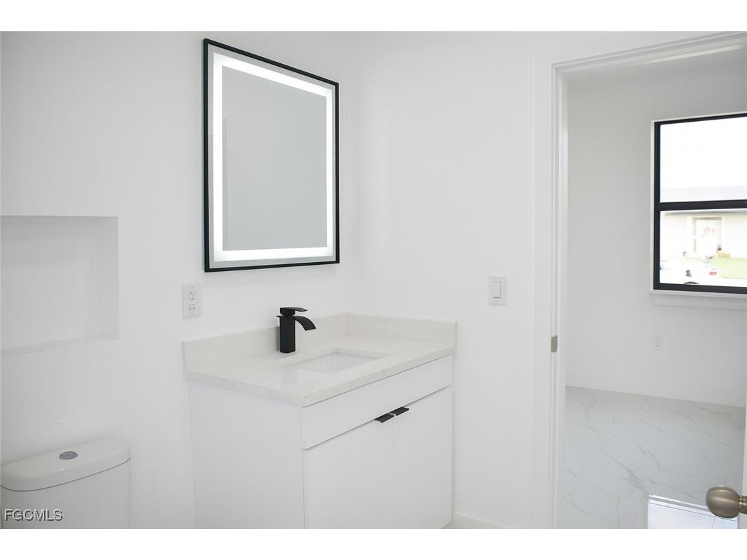 3813 25th Street SW Lehigh Acres FL 33976 2025020752 image13