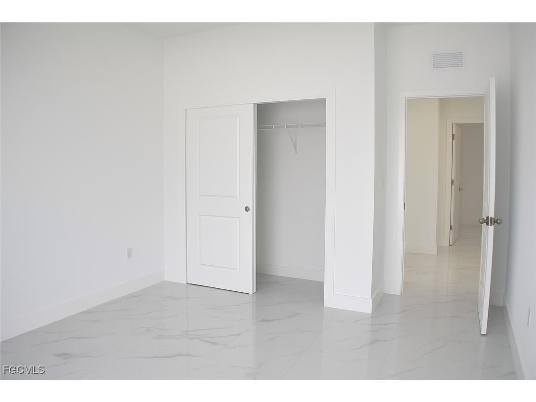 3813 25th Street SW Lehigh Acres FL 33976 2025020752 image19