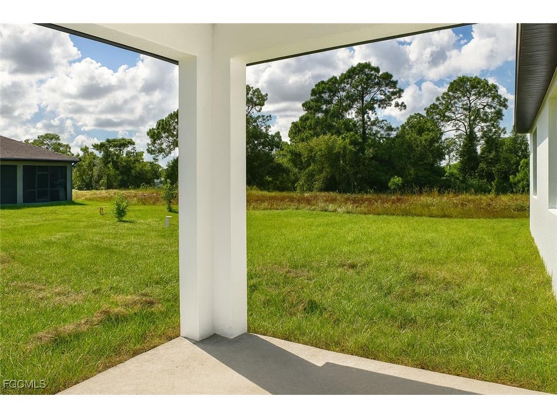 3813 25th Street SW Lehigh Acres FL 33976 2025020752 image29