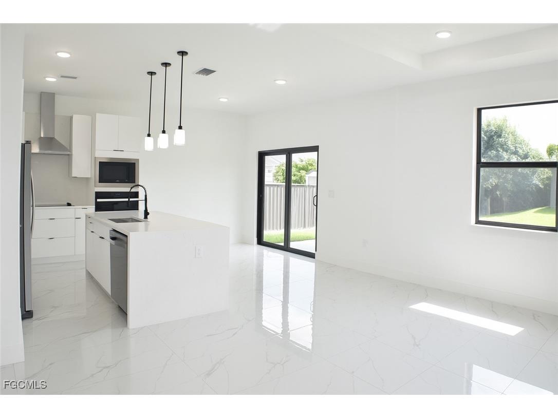 3813 25th Street SW Lehigh Acres FL 33976 2026004697 image6