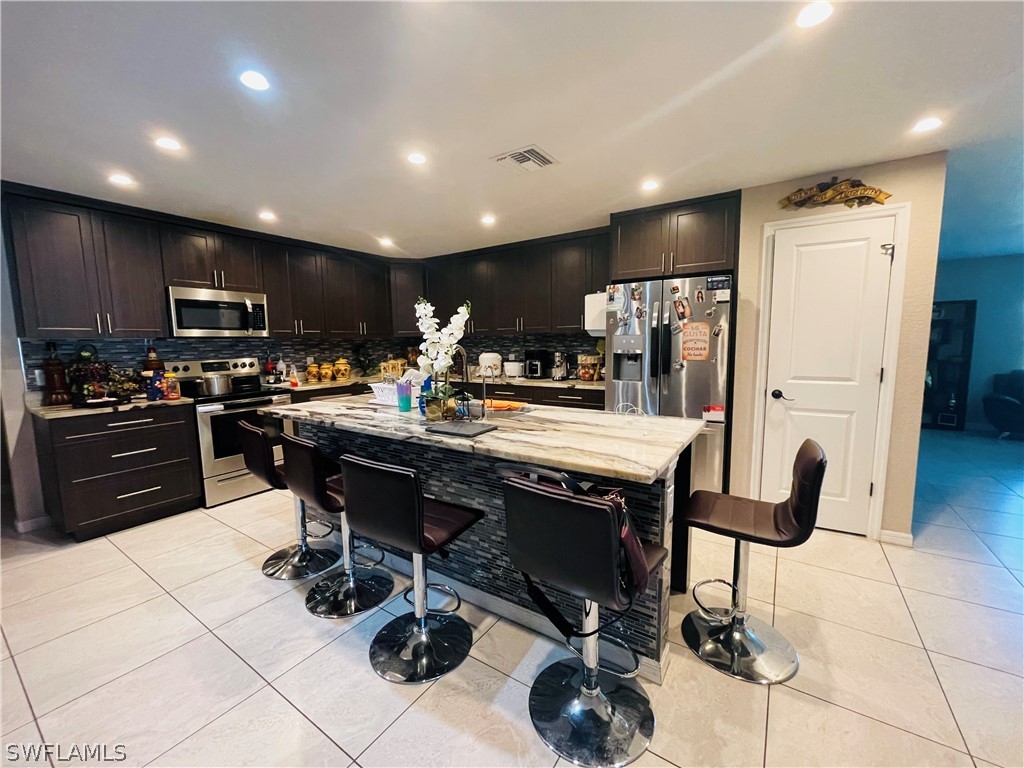 3813 36th Street SW Lehigh Acres FL 33976 224044401 image1