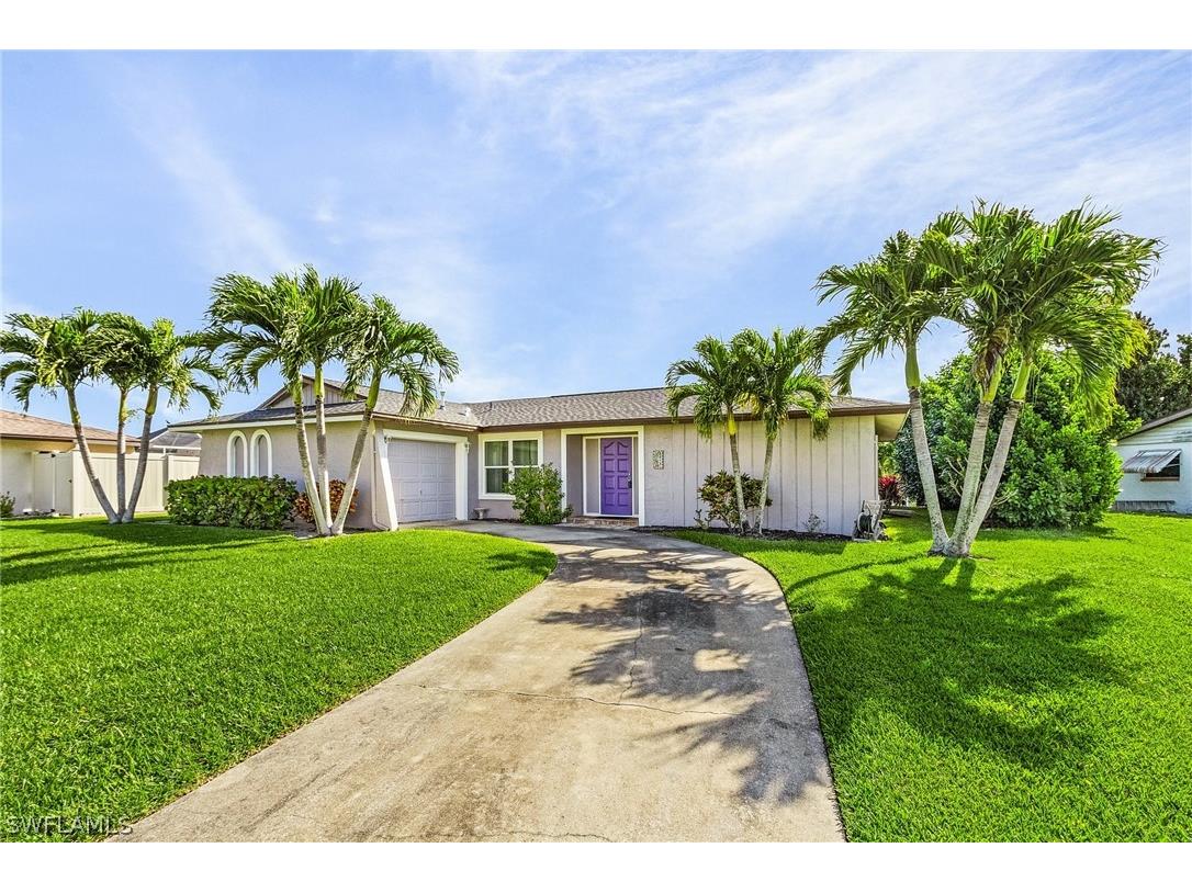 3813 SE 12th Place Cape Coral FL 33904 224028961 image1