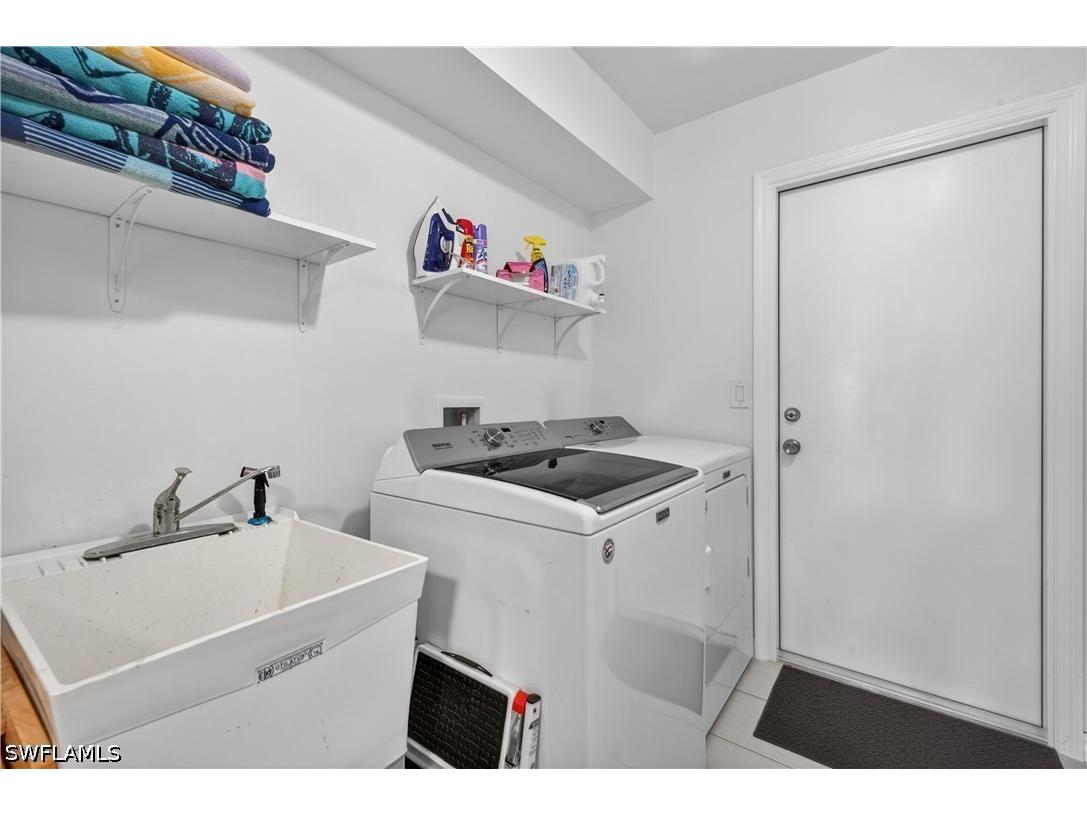 3813 SE 12th Place Cape Coral FL 33904 226019634 image19