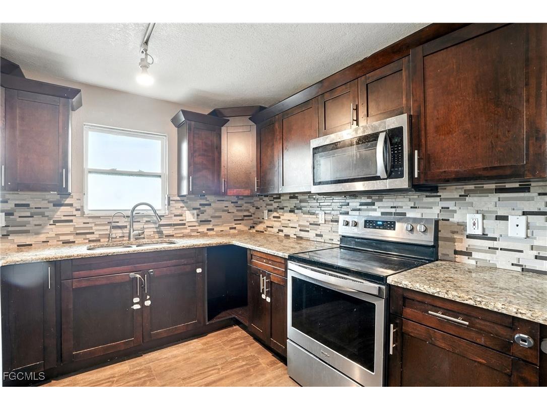 3814 11th Street SW Lehigh Acres FL 33976 2025009276 image19