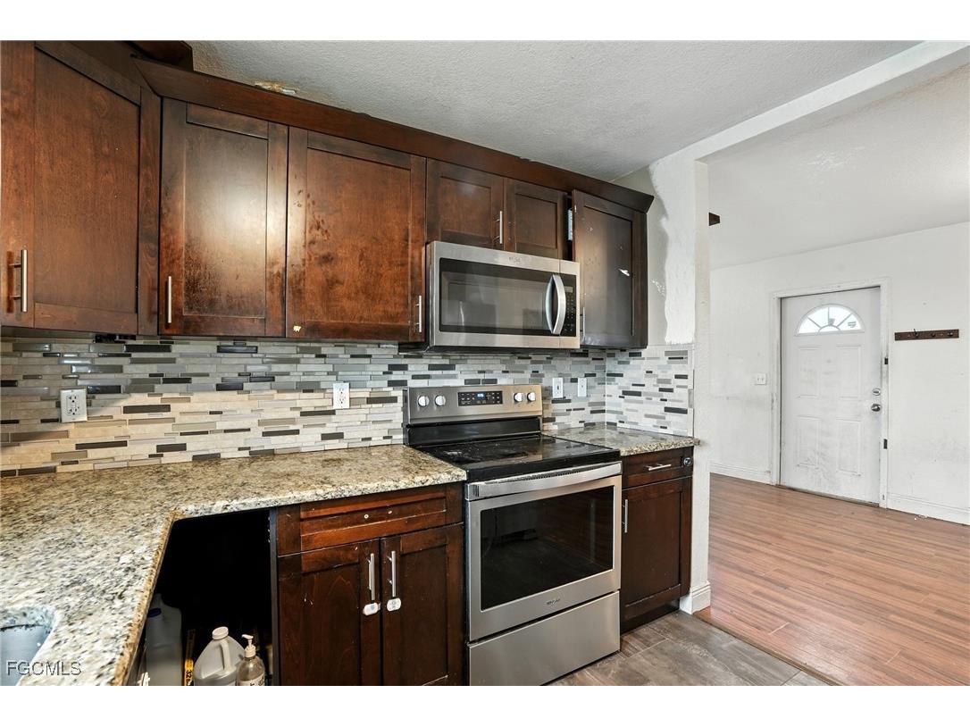 3814 11th Street SW Lehigh Acres FL 33976 2025009276 image20