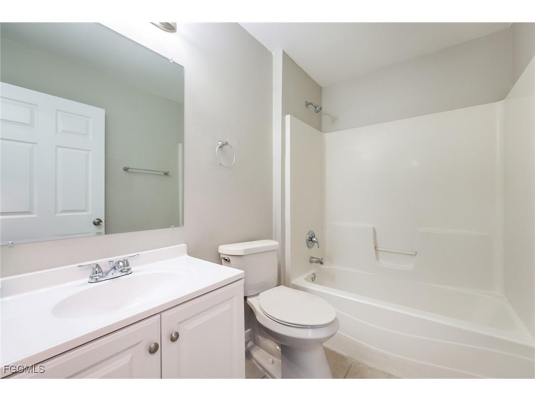 3814 21st Street SW Lehigh Acres FL 33976 2025015300 image10