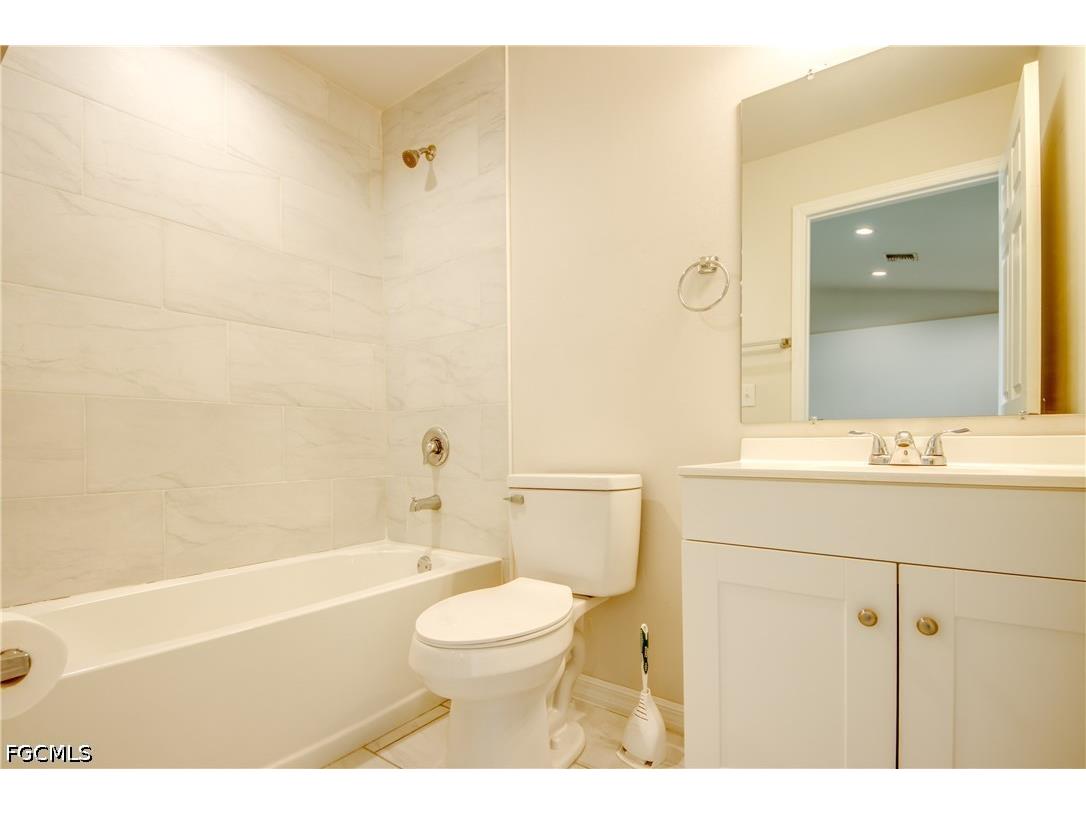 3814/3816 SW 15th Place Cape Coral FL 33914 2026016128 image33