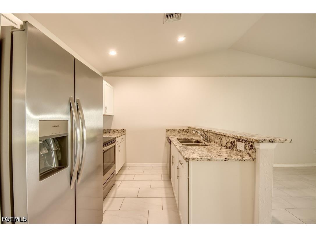 3814/3816 SW 15th Place Cape Coral FL 33914 2026016128 image7