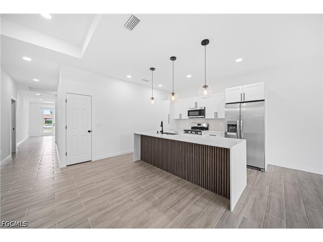 3814 W Gator Circle Cape Coral FL 33909 2026024696 image5