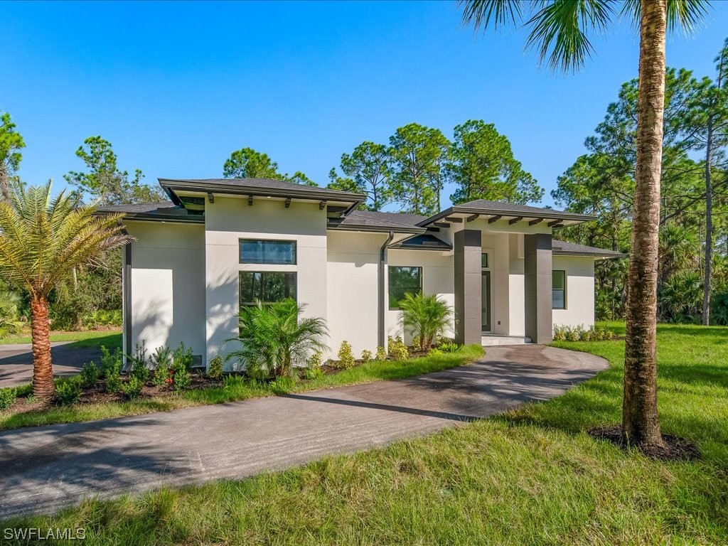 3815 18th Avenue SE Naples FL 34117 223082727 image1