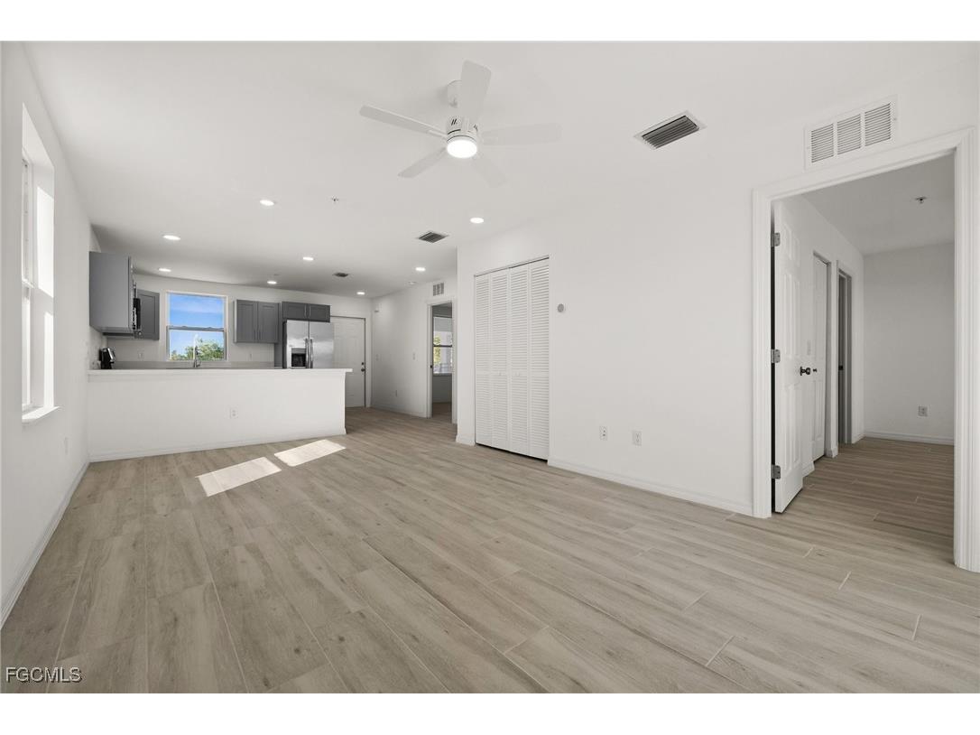 3815 Chiquita Boulevard S #106 Cape Coral FL 33914 2025010560 image11