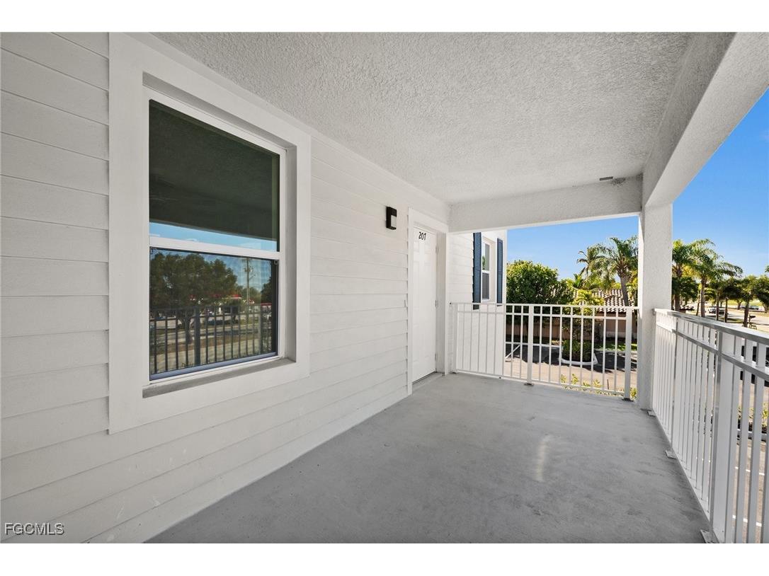 3815 Chiquita Boulevard S #106 Cape Coral FL 33914 2025010560 image2