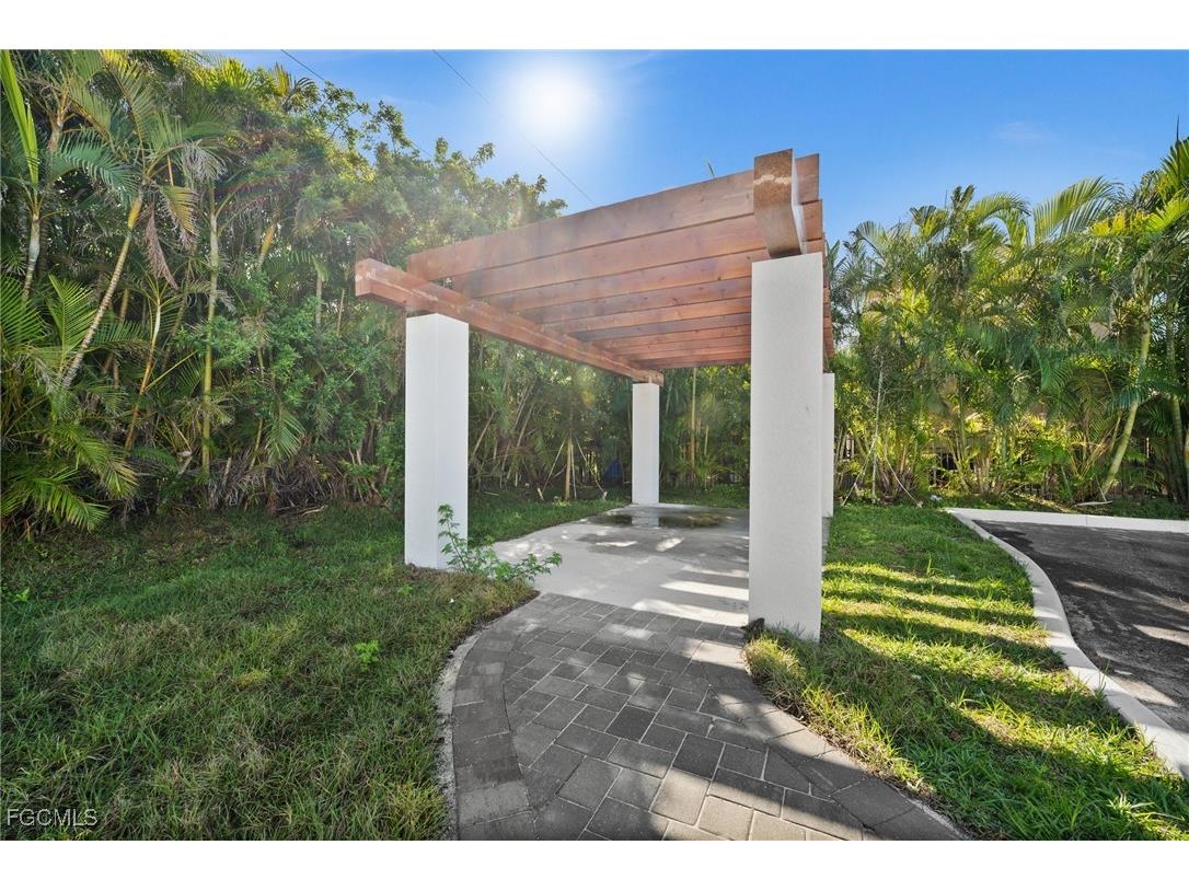 3815 Chiquita Boulevard S #106 Cape Coral FL 33914 2025010560 image23