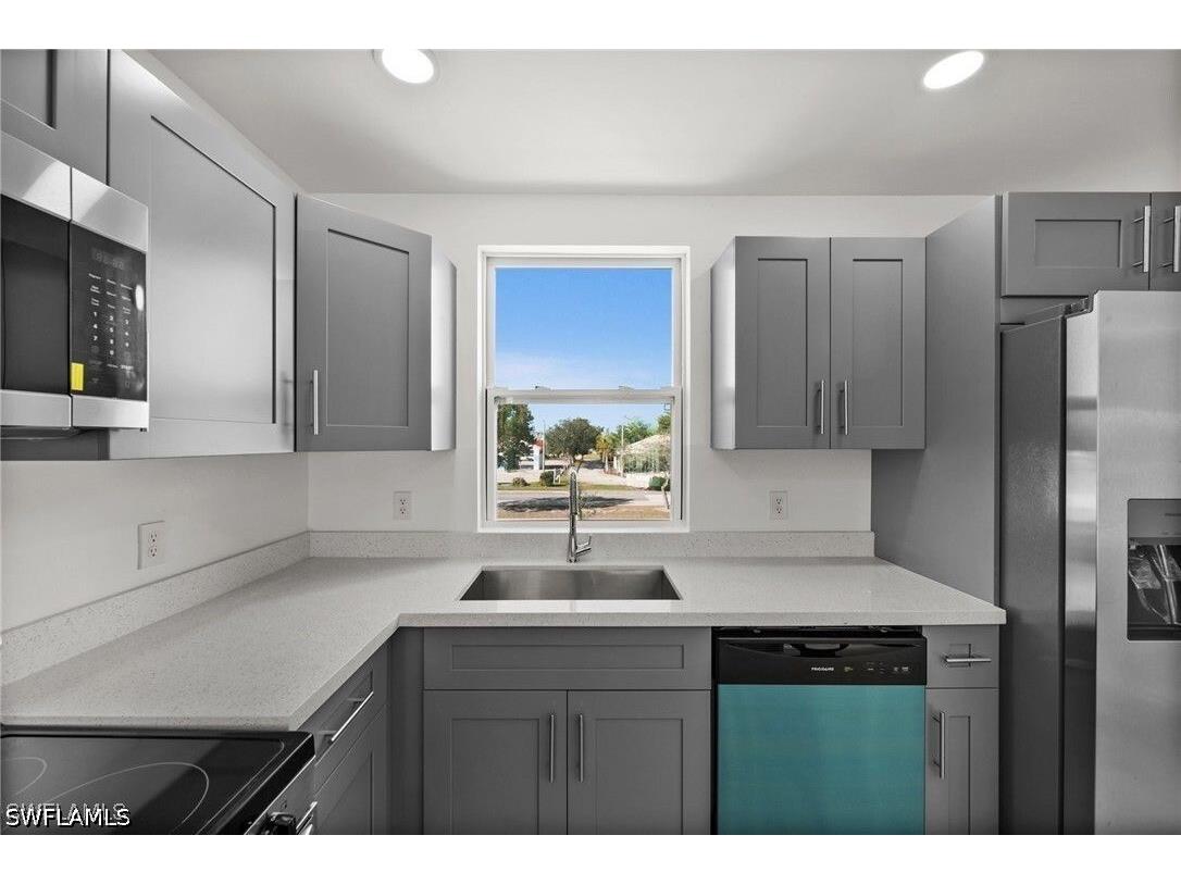 3815 Chiquita Boulevard S Cape Coral FL 33914 226020233 image7