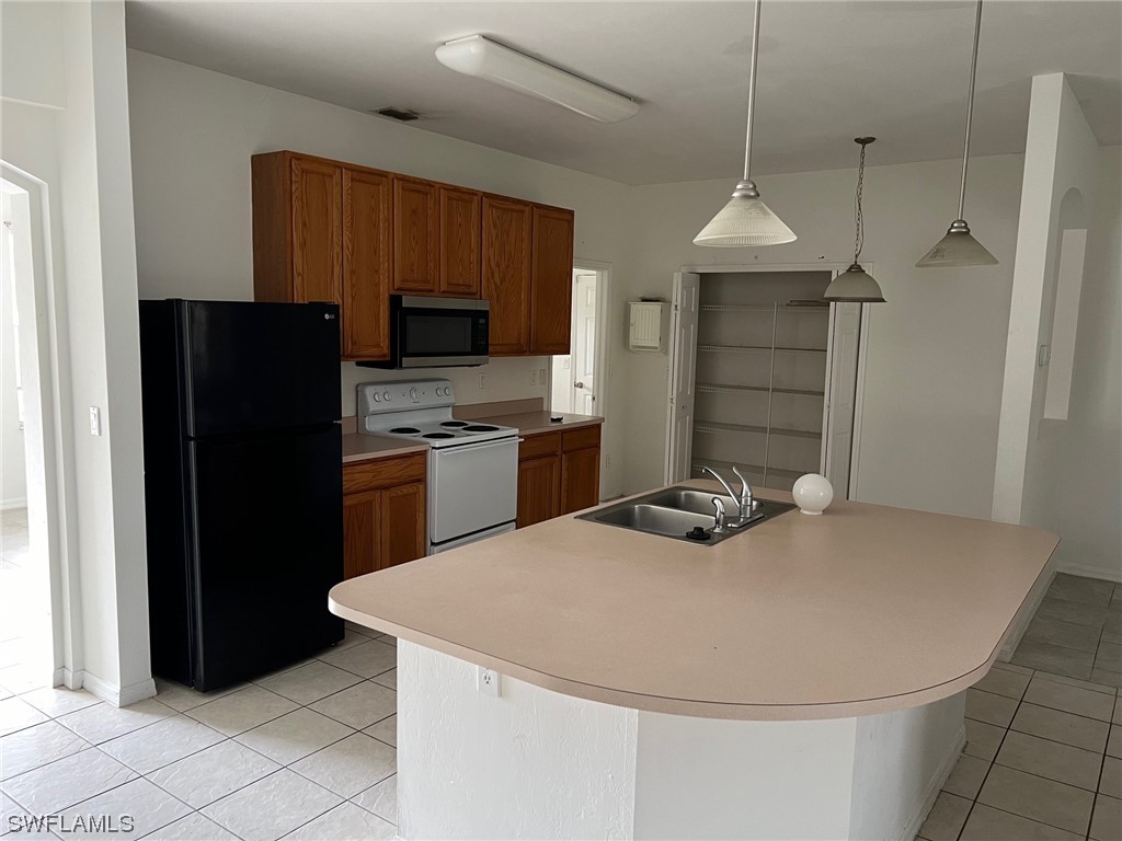 3815 NW 45th Lane Cape Coral FL 33993 223090726 image1