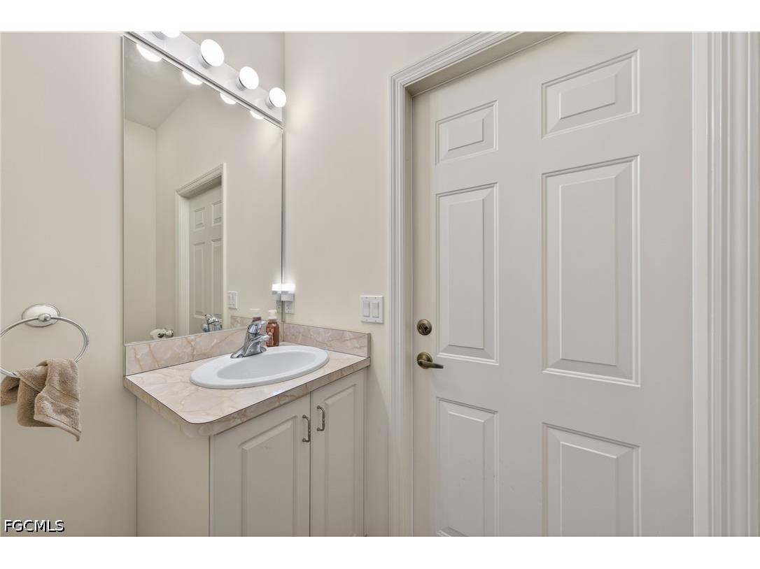 3815 NW 5th Terrace Cape Coral FL 33993 2026023496 image32